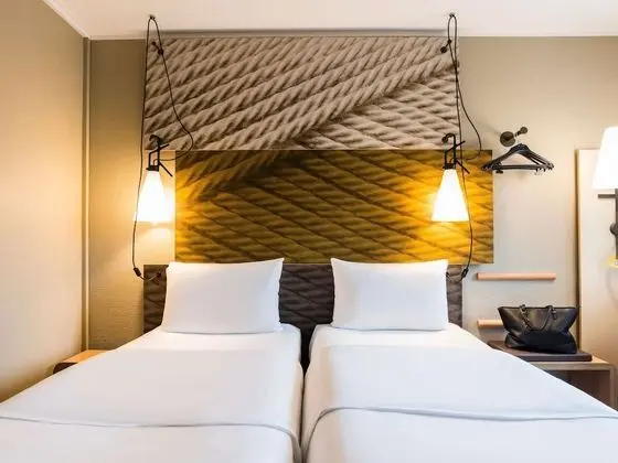 Oda, 2 Tek Kişilik Yatak (New Sleeping Comfort Concept)