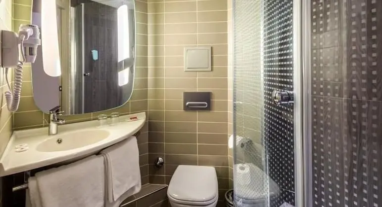 Standart Oda, Şehir Manzaralı