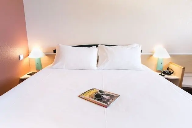 Family Oda (with 1 Double Bed and Extra Bed)
