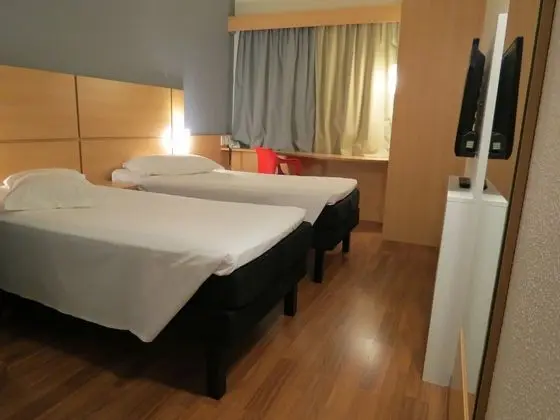 Standard Oda, 2 Tek Kişilik Yatak