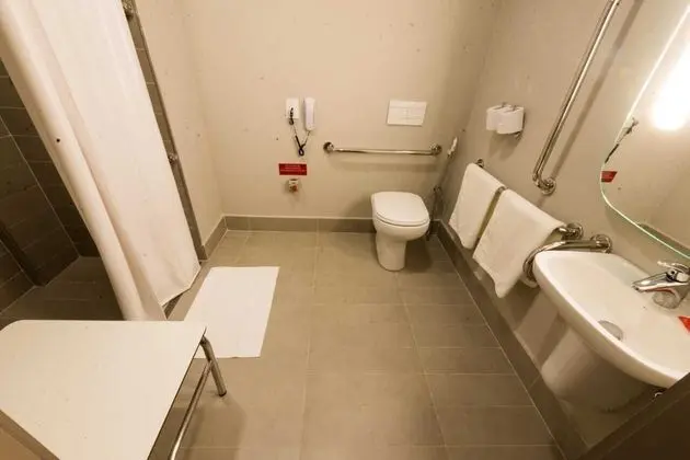 Apart Daire, 1 Çift Kişilik Yatak, Engellilere Uygun