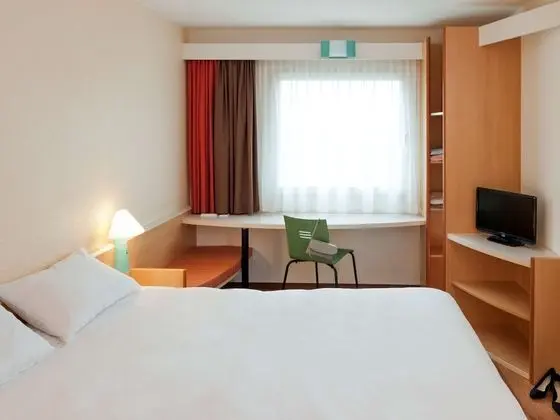 Standard Tek Büyük Yataklı Oda (New Sleep Easy Concept)