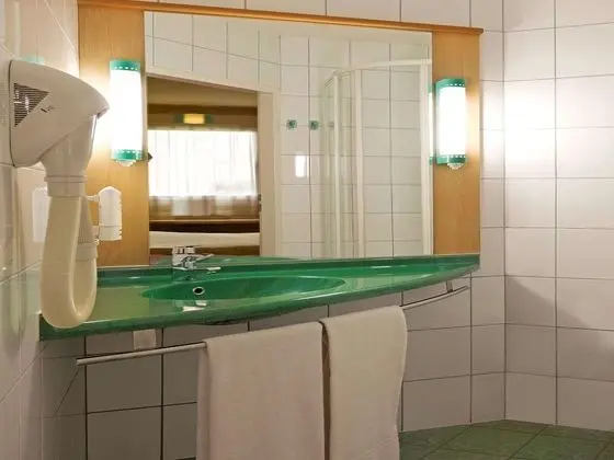 İki Ayrı Yataklı Oda, 2 Tek Kişilik Yatak