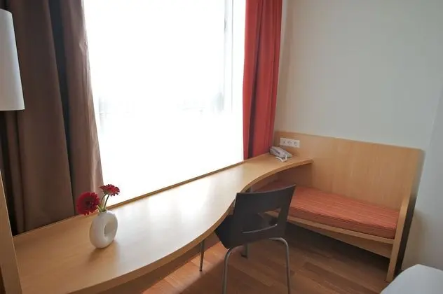 İki Ayrı Yataklı Oda, 2 Tek Kişilik Yatak
