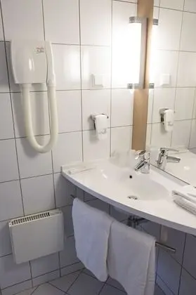 İki Ayrı Yataklı Oda, 2 Tek Kişilik Yatak