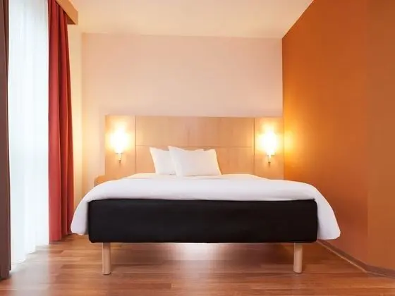 Standard Tek Büyük Yataklı Oda, 1 Çift Kişilik Yatak ve Çekyat