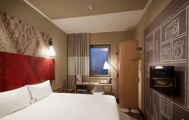 Standart Oda, Şehir Manzaralı