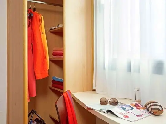 Oda, 2 Tek Kişilik Yatak