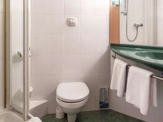 Standard Tek Büyük Yataklı Oda (Standard)