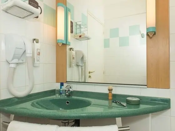 Standard Oda, 1 Çift Kişilik Yatak