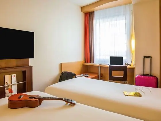 İki Ayrı Yataklı Oda, 2 Tek Kişilik Yatak