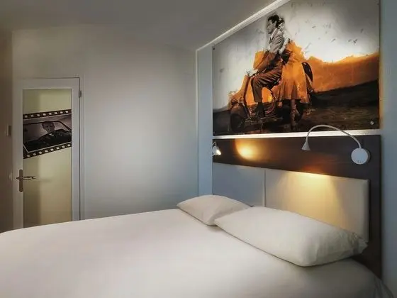 Oda, 1 Çift Kişilik Yatak (Cinema)