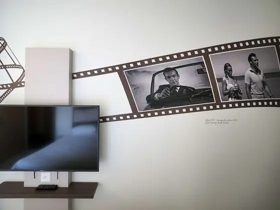 Oda, 1 Çift Kişilik Yatak (Cinema)