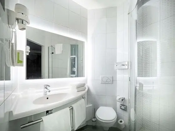 Oda, 1 Çift Kişilik Yatak (Cinema)