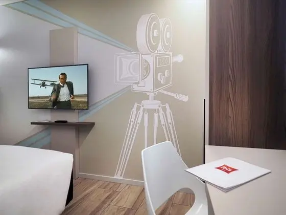 Oda, 2 Tek Kişilik Yatak (Cinema)