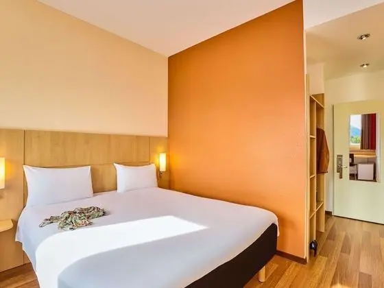 Tek Büyük Yataklı Oda, 1 Çift Kişilik Yatak (New Sleep Easy Concept)