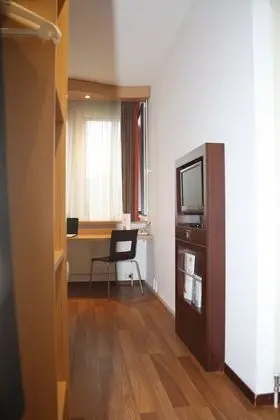 Tek Büyük Yataklı Oda, 1 Çift Kişilik Yatak (New Sleep Easy Concept)