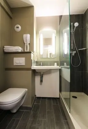 Tek Büyük Yataklı Oda, Birden Çok Yatak