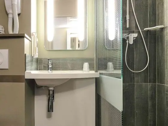 Tek Büyük Yataklı Oda, Birden Çok Yatak