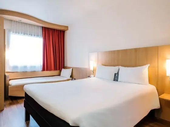 Standard Oda (1 double bed and 1 single sofabed)