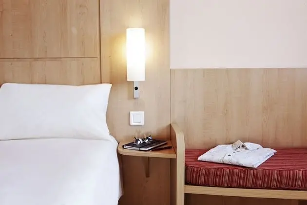 Standard Oda (1 double bed and 1 single sofabed)