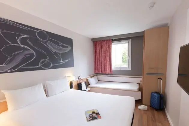 Family Tek Büyük Yataklı Oda (1 double bed and extra bed)