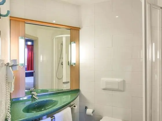 Oda, 1 Çift Kişilik Yatak