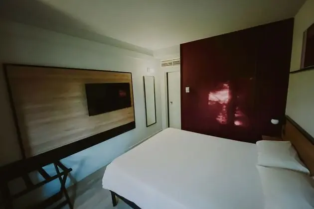 Standard Oda, 1 Çift Kişilik Yatak