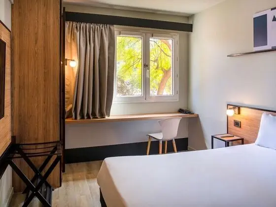 Standard Oda, 1 Çift Kişilik Yatak