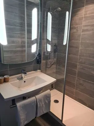 Standard Tek Büyük Yataklı Oda, Birden Çok Yatak