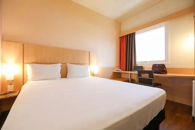 Standard Oda, 1 Çift Kişilik Yatak