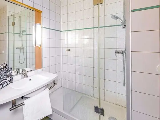 Standard Üç Kişilik Oda, Birden Çok Yatak