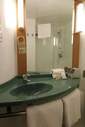 Standard Oda, 1 En Büyük (King) Boy Yatak