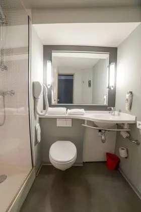 Standard Oda, 1 Çift Kişilik Yatak