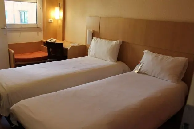 Standard Tek Büyük Yataklı Oda, Birden Çok Yatak