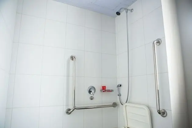Standard Oda, 1 Çift Kişilik Yatak, Engellilere Uygun