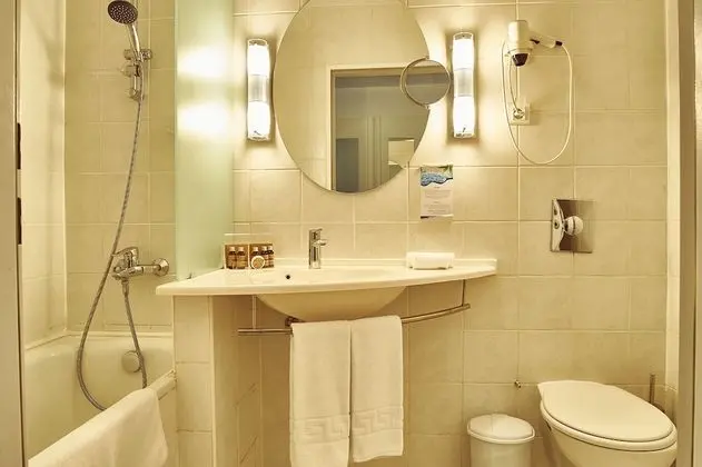 Deluxe Double Room, Palace of Parliament view