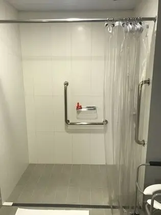 Oda, 1 Çift Kişilik Yatak, Engellilere Uygun