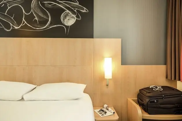 Standard Oda, 1 Tek Kişilik Yatak