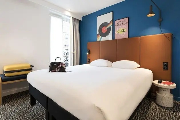 Standard Tek Büyük Yataklı Oda, Birden Çok Yatak (1 lit double et un sofa convertible)