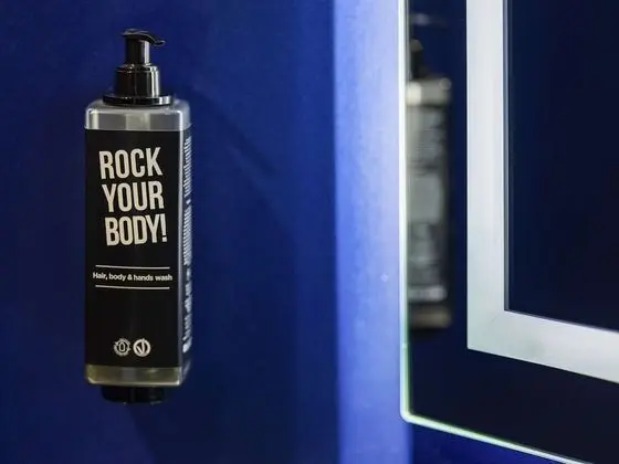 Üç Kişilik Oda (with 1 double bed + 1 sofa bed)