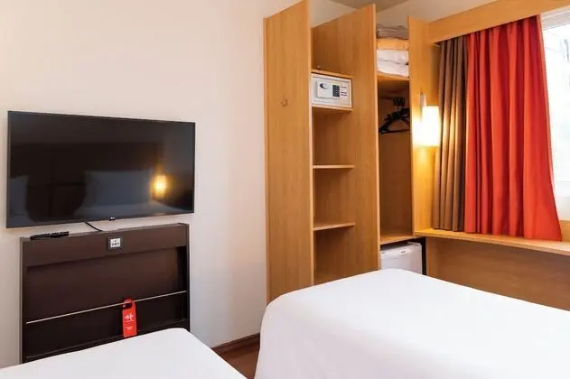 Standard Oda, 2 Tek Kişilik Yatak