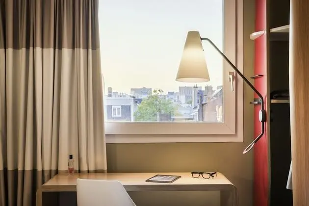 Tek Büyük Yataklı Oda, 1 Çift Kişilik Yatak