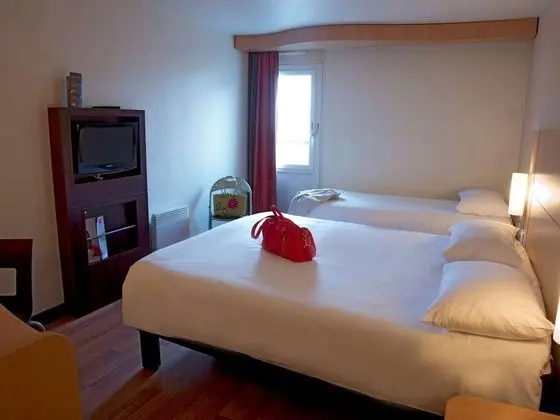 Tek Büyük Yataklı Oda, Birden Çok Yatak