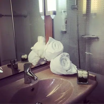 Oda, 2 Tek Kişilik Yatak