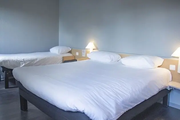 Standard Tek Büyük Yataklı Oda, Birden Çok Yatak