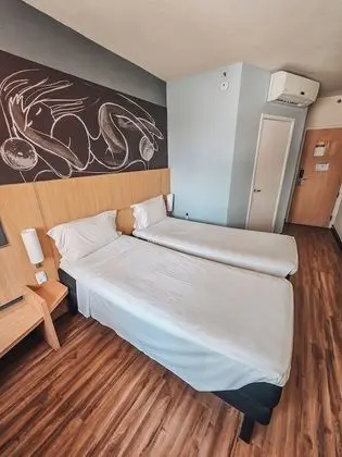Standard Oda, 2 Tek Kişilik Yatak