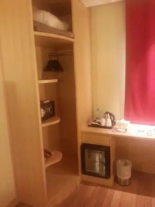Oda, 2 Tek Kişilik Yatak