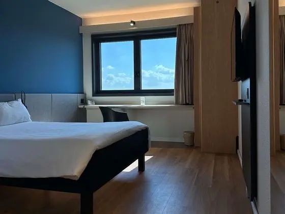 Standard Oda, 1 Çift Kişilik Yatak