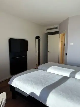Standard Oda, 2 Tek Kişilik Yatak